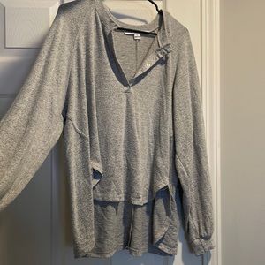Talulah Gray oversized soft Henley! Size Large! Never worn!
